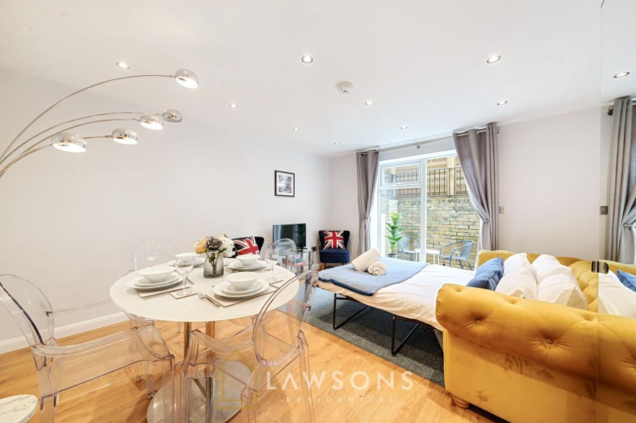 Stylish Living By Lawsons - 3 En Suites Windsor Luaran gambar