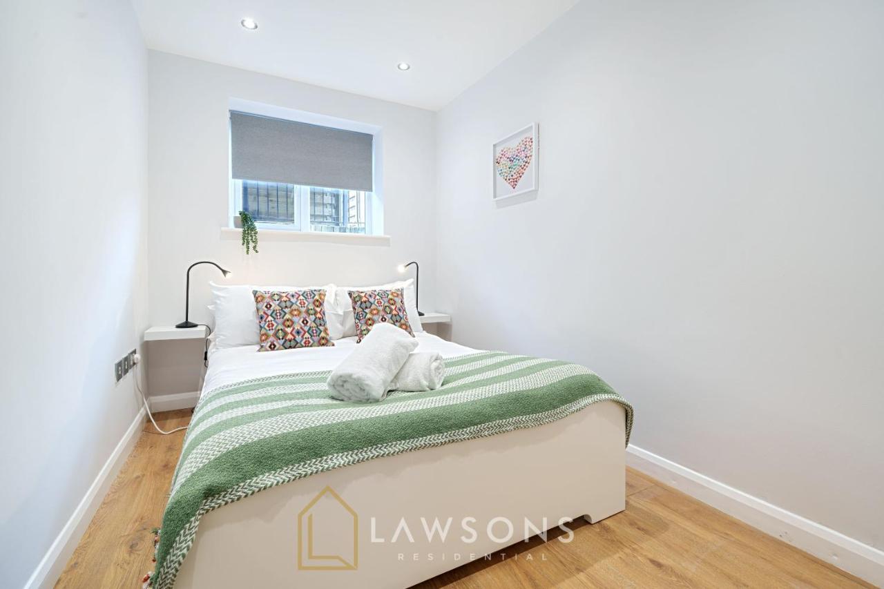 Stylish Living By Lawsons - 3 En Suites Windsor Luaran gambar