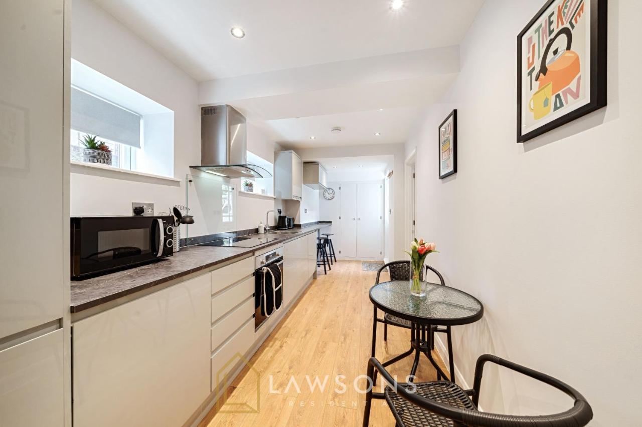 Stylish Living By Lawsons - 3 En Suites Windsor Luaran gambar